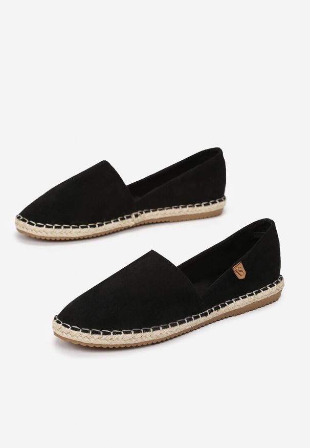 Renee - Czarne Espadryle Specialty. Zapięcie: bez zapięcia. Kolor: czarny. Materiał: jeans, materiał. Szerokość cholewki: normalna. Wzór: ażurowy