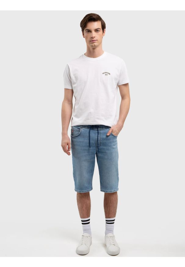Big-Star - Szorty męskie jeansowe niebieskie Parker 215. Kolor: niebieski. Materiał: jeans. Styl: klasyczny, elegancki