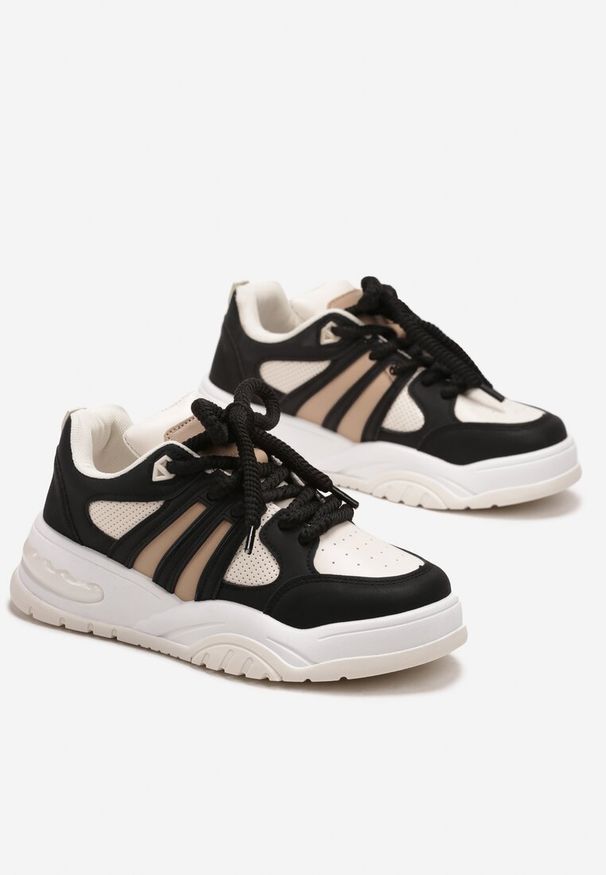 Born2be - Czarne Sneakersy z Brokatem i Perforacją Kimelle. Kolor: czarny. Sezon: lato, wiosna
