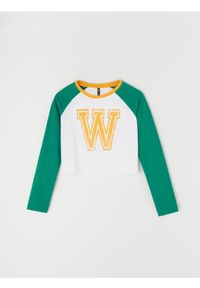 Sinsay - Crop top z długim rękawem raglanowym i nadrukiem - zielony. Kolor: zielony. Długość rękawa: długi rękaw. Długość: długie. Wzór: nadruk #1