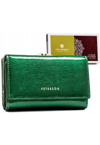 Portfel damski Peterson PTN 42108-SH zielony. Kolor: zielony. Materiał: skóra