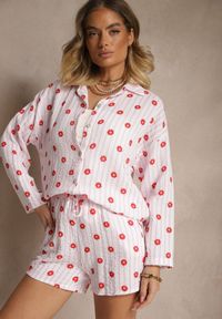Renee - Różowy Muślinowy Komplet z Bawełny Koszula i Szorty we Wzór w Paski i Kwiaty Sellimi. Kolor: różowy. Materiał: bawełna. Wzór: paski, kwiaty