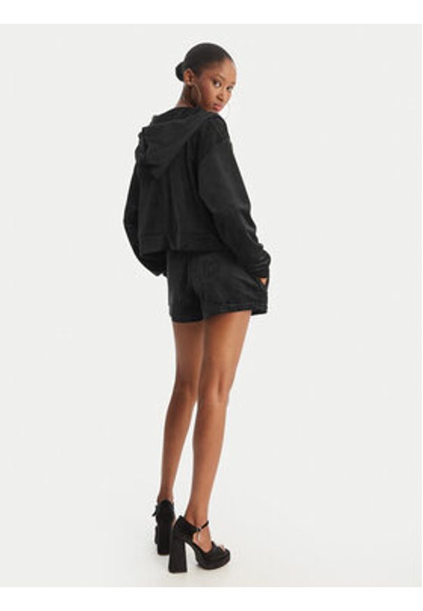 Juicy Couture Szorty sportowe Tamia JCWHS126305 Czarny Regular Fit. Kolor: czarny. Materiał: syntetyk