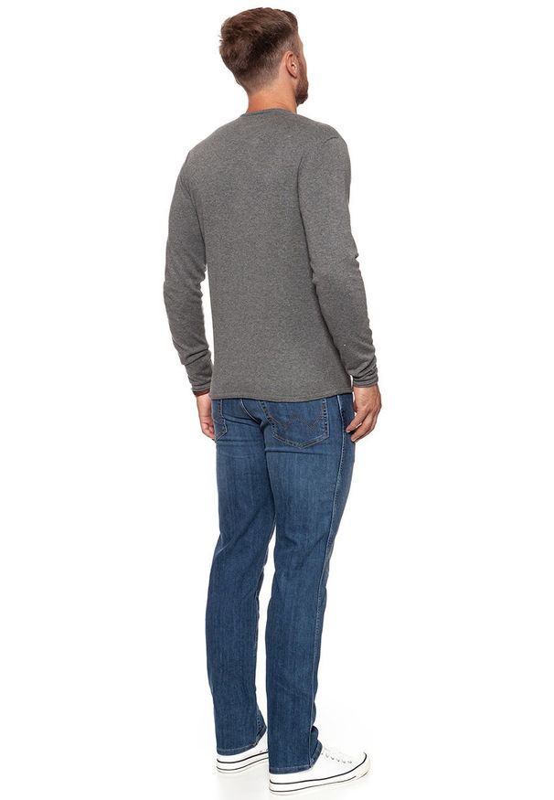 Wrangler - MĘSKI SWETER WRANGLER ROLL EDGE CREW GREY MARL W8624RGVB 112132326. Styl: klasyczny