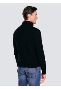 Big-Star - Sweter męski ze stójką czarny Neroni 906. Okazja: na co dzień. Typ kołnierza: kołnierzyk stójkowy. Kolor: czarny. Materiał: materiał, dzianina. Wzór: aplikacja, ze splotem. Styl: elegancki, casual #5