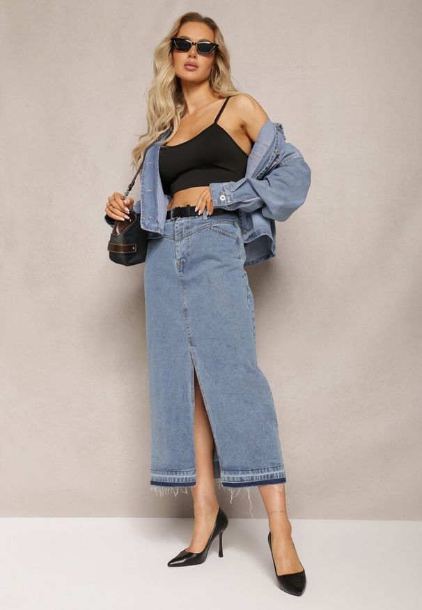 Renee - Granatowa Ołówkowa Spódnica Jeansowa z Paskiem w Komplecie Olvane. Kolor: niebieski. Materiał: jeans