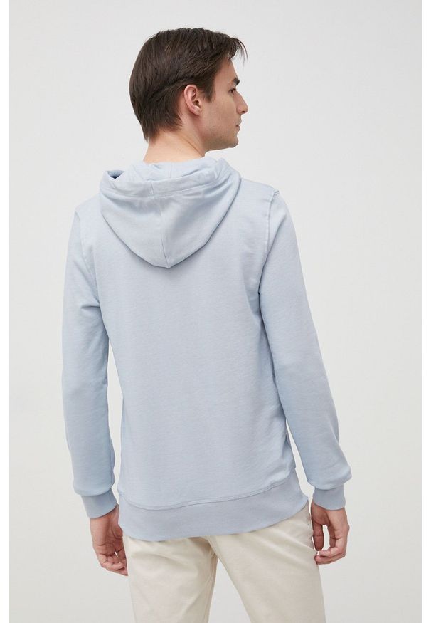 Tom Tailor Bluza bawełniana męska z kapturem z nadrukiem. Okazja: na co dzień. Typ kołnierza: kaptur. Kolor: niebieski. Materiał: bawełna. Wzór: nadruk. Styl: casual