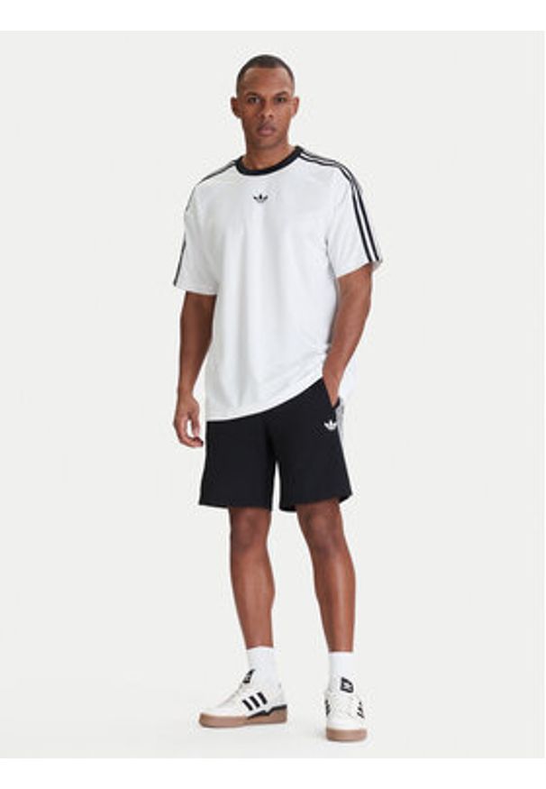 Adidas - adidas Szorty sportowe Firebird KE1379 Czarny Regular Fit. Kolor: czarny. Materiał: syntetyk. Styl: sportowy