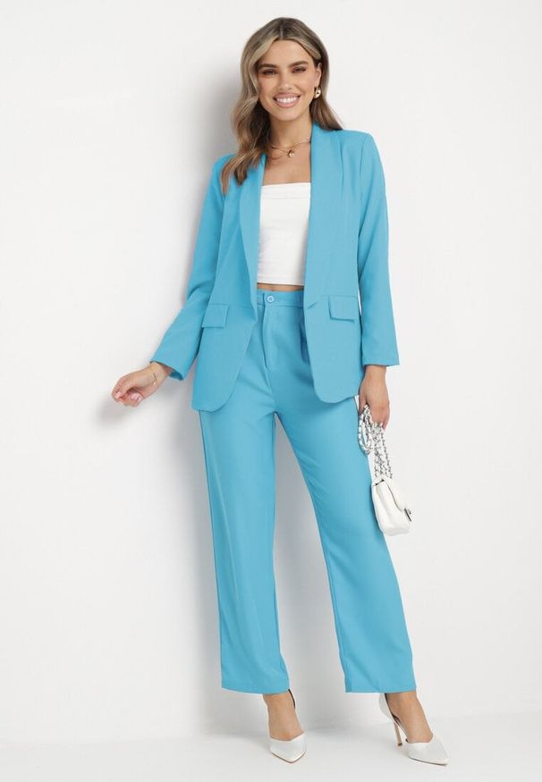 Born2be - Niebieskie Spodnie Garniturowe Zapinane na Suwak Allegretta. Okazja: na spotkanie biznesowe. Kolor: niebieski. Styl: klasyczny, biznesowy