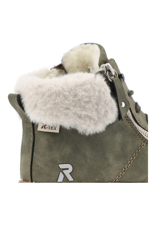 Botki damskie Rieker, trzewiki ocieplane futerkiem i na płaskiej podeszwie, zielone, M6014-54. Okazja: na co dzień. Zapięcie: sznurówki. Kolor: zielony. Materiał: futro, materiał. Szerokość cholewki: normalna. Obcas: na płaskiej podeszwie. Styl: casual, sportowy