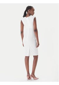 Rinascimento Sukienka koktajlowa CFC0127683003 Biały Slim Fit. Kolor: biały. Materiał: syntetyk. Styl: wizytowy #3