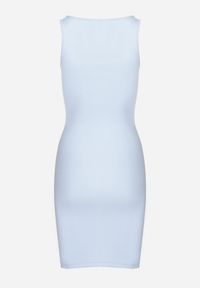 Born2be - Niebieska Taliowana Sukienka z Bawełny na Ramiączkach z Metalowym Elementem przy Dekolcie Vikimirra. Okazja: do pracy, na co dzień. Kolor: niebieski. Materiał: bawełna. Długość rękawa: na ramiączkach. Typ sukienki: proste. Styl: casual, elegancki #5