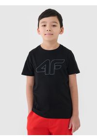 4f - 4F T-shirt z nadrukiem chłopięcy - czarny 140 (9-10 lat). Okazja: na co dzień. Kolor: czarny. Materiał: jersey, bawełna, dzianina. Długość rękawa: krótki rękaw. Długość: krótkie. Wzór: nadruk. Sezon: lato. Styl: casual, klasyczny, sportowy #1