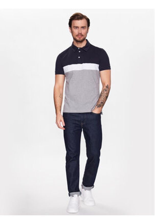 Geox Polo Piquet M3510K-TC173 F1696 Szary Regular Fit. Typ kołnierza: polo. Kolor: szary. Materiał: bawełna