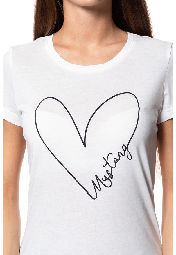 Mustang - MUSTANG T SHIRT DAMSKI Alexia C Print Cloud Dancer 1008935 2020. Wzór: nadruk