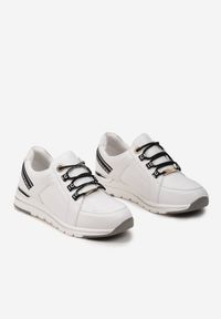 Born2be - Białe Sneakersy Sznurowane z Metalową Wstawką i Perforacją ze Skórzaną Wkładką Pixia. Zapięcie: sznurówki. Kolor: biały. Materiał: skóra #3