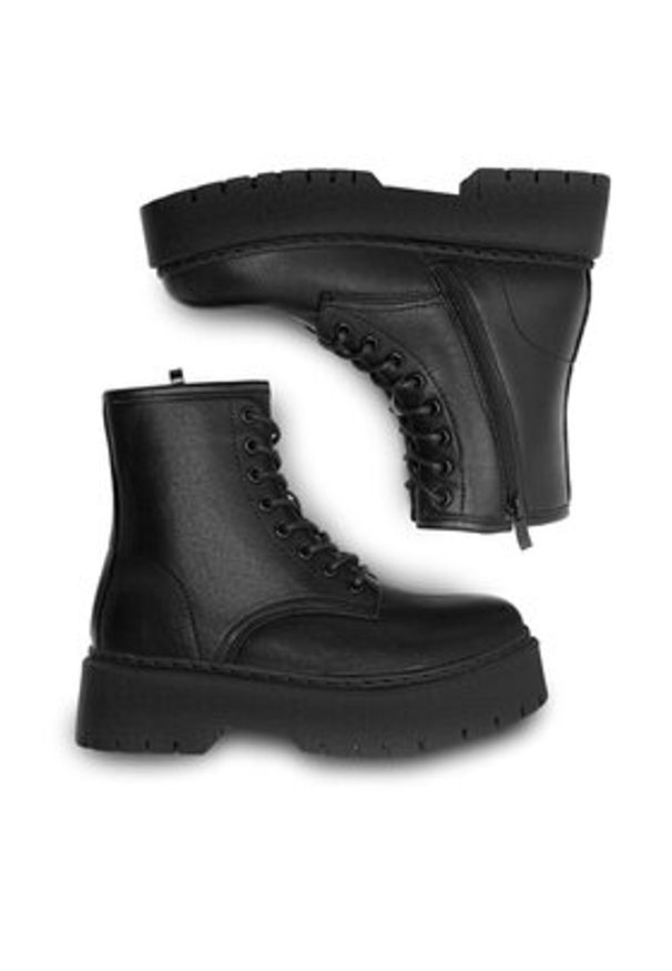 DeeZee Trzewiki H120101-01 Czarny. Kolor: czarny. Materiał: syntetyk