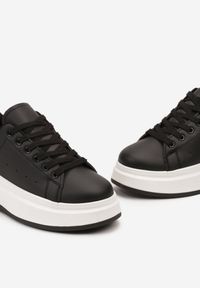 Born2be - Czarne Sneakersy z Ekoskóry na Platformie ze Sznurowaniem Telretia. Kolor: czarny. Obcas: na platformie #2