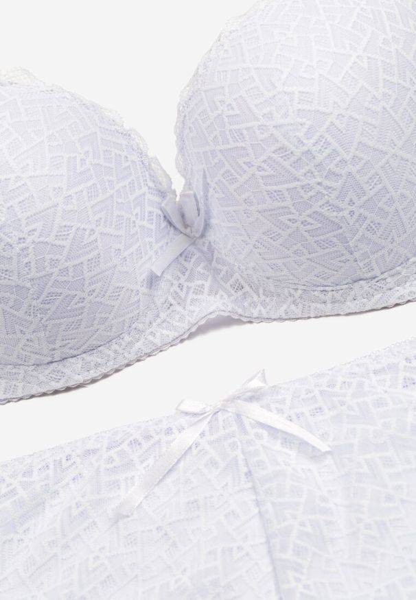 Born2be - Biały Koronkowy Komplet Usztywniany Biustonosz i Majtki Typu Figi Vimarellas. Kolor: biały. Materiał: koronka. Wzór: aplikacja