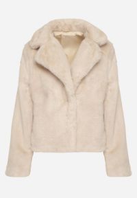 Born2be - Beżowa Krótka Kurtka Futerko z Kołnierzem w Eleganckim Stylu Giriselle. Okazja: na co dzień. Kolor: beżowy. Materiał: futro. Długość: krótkie. Sezon: zima. Styl: elegancki #3