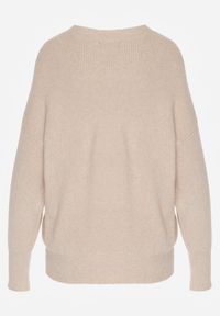 Born2be - Beżowy Sweter z Domieszką Kaszmiru z Dekoltem w Serek Feralaine. Okazja: na co dzień, na spotkanie biznesowe. Typ kołnierza: dekolt w serek. Kolor: beżowy. Materiał: kaszmir. Styl: biznesowy, klasyczny, casual, elegancki #2