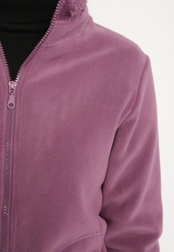 Born2be - Fioletowa Welurowa Bluza na Suwak Asiyana. Okazja: na co dzień. Kolor: fioletowy. Materiał: welur. Długość rękawa: długi rękaw. Długość: długie. Wzór: aplikacja. Styl: casual