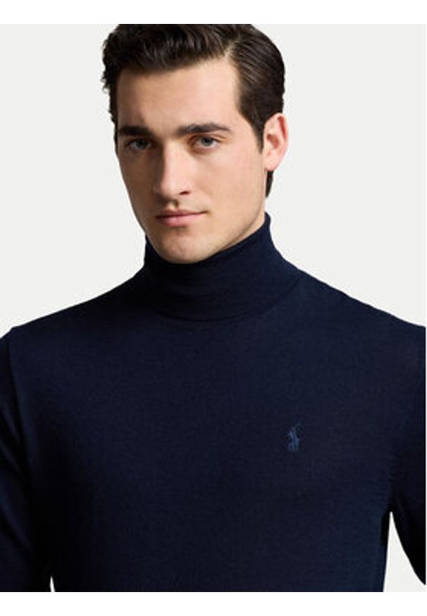 Polo Ralph Lauren Golf 710946145001 Granatowy Regular Fit. Typ kołnierza: golf, polo. Kolor: niebieski. Materiał: wełna