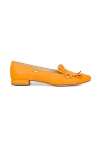 Zapato - balerinki - skóra naturalna - model 046 - kolor pomarańczowy (39). Zapięcie: bez zapięcia. Kolor: pomarańczowy. Materiał: skóra. Wzór: kolorowy, motyw zwierzęcy, kwiaty. Obcas: na obcasie. Styl: klasyczny. Wysokość obcasa: średni #1