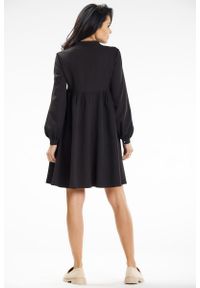 Awama - Sukienka mini odcinana pod biustem rozkloszowana czarna. Kolor: czarny. Styl: wizytowy, elegancki. Długość: mini