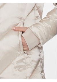 Calvin Klein Kurtka zimowa K20K207069 Écru Regular Fit. Materiał: syntetyk. Sezon: zima #7