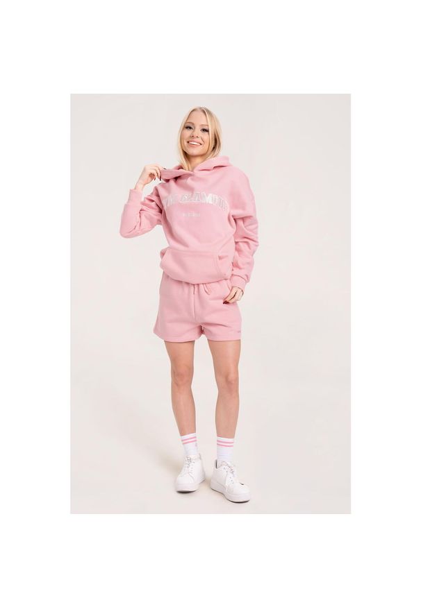 GYM GLAMOUR - Spodenki fitness damskie Gym Glamour dresowe. Kolor: różowy. Materiał: dresówka. Sport: fitness