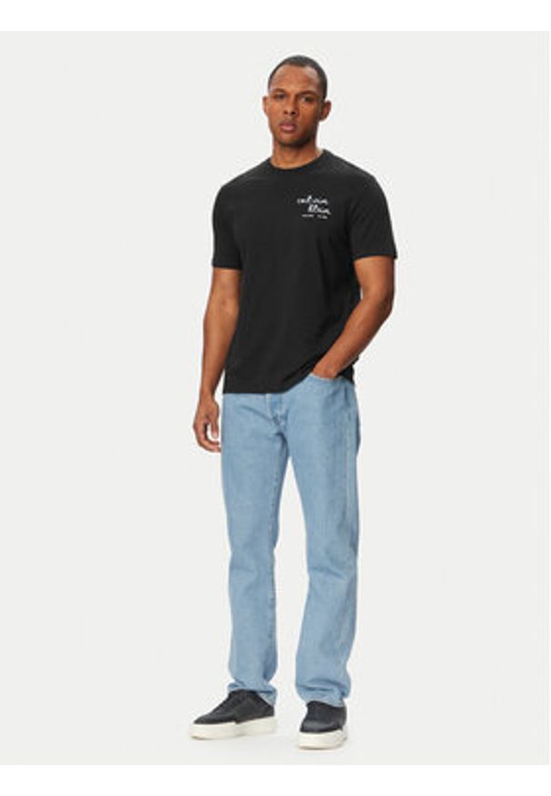 Calvin Klein Jeans T-Shirt LV04RG837G Czarny Regular Fit. Kolor: czarny. Materiał: bawełna
