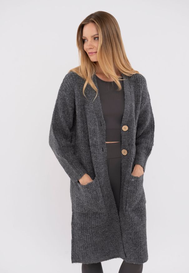 Volcano - Długi kardigan S-KALA. Okazja: na co dzień. Typ kołnierza: dekolt w serek. Materiał: poliester, elastan, tkanina, wełna, materiał, akryl, poliamid, jeans. Długość: długie. Wzór: kratka. Sezon: zima, jesień. Styl: casual