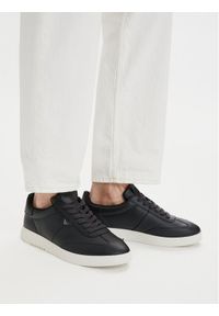 Emporio Armani Sneakersy EM003062 AF20004 UC001 Czarny. Kolor: czarny. Materiał: skóra #1