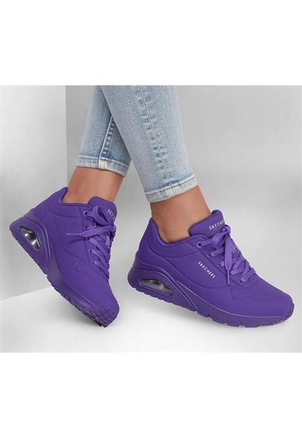 skechers - Buty do chodzenia damskie Skechers Uno Nights Shades. Kolor: wielokolorowy, fioletowy. Materiał: materiał, syntetyk. Szerokość cholewki: normalna. Sport: turystyka piesza