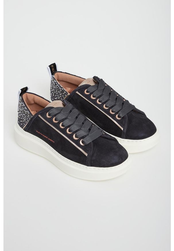 Alexander Smith - Sneakersy damskie skórzane Wembley ALEXANDER SMITH. Materiał: skóra