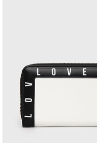 Love Moschino - Portfel. Kolor: biały. Materiał: materiał #3