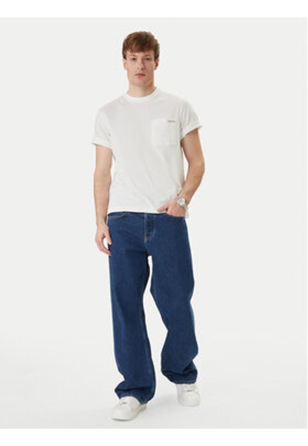 Calvin Klein Jeans T-Shirt LV04RF280G Biały Regular Fit. Kolor: biały. Materiał: bawełna