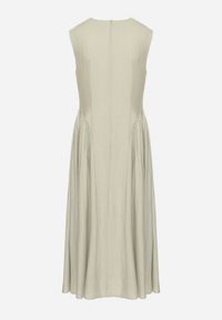 Born2be - Zielona Wiskozowa Sukienka o Rozkloszowanym Kroju Lirice. Okazja: na co dzień. Kolor: zielony. Materiał: wiskoza. Typ sukienki: proste. Styl: klasyczny, casual, elegancki #3