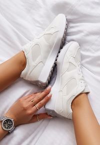 Born2be - Białe Sneakersy Cororane. Kolor: biały. Materiał: nubuk, syntetyk. Szerokość cholewki: normalna