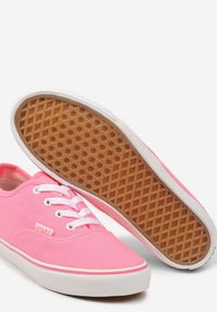 Born2be - Różowe Płaskie Klasyczne Tenisówki ze Sznurowaniem Moanda. Okazja: na co dzień. Nosek buta: okrągły. Zapięcie: sznurówki. Kolor: różowy. Materiał: jeans. Styl: klasyczny #4