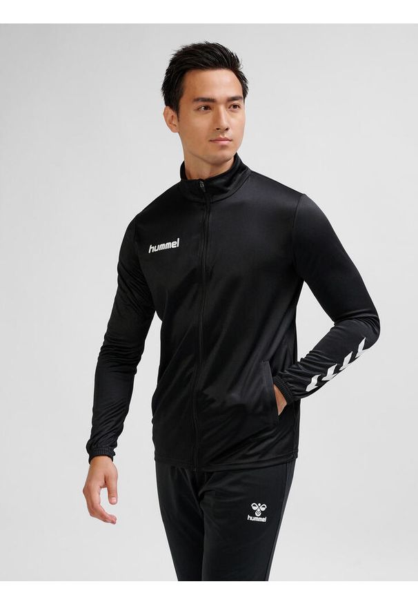 Zestaw dresów sportowych dla dorosłych Hummel Promo Poly Suit. Kolor: czarny. Materiał: dresówka