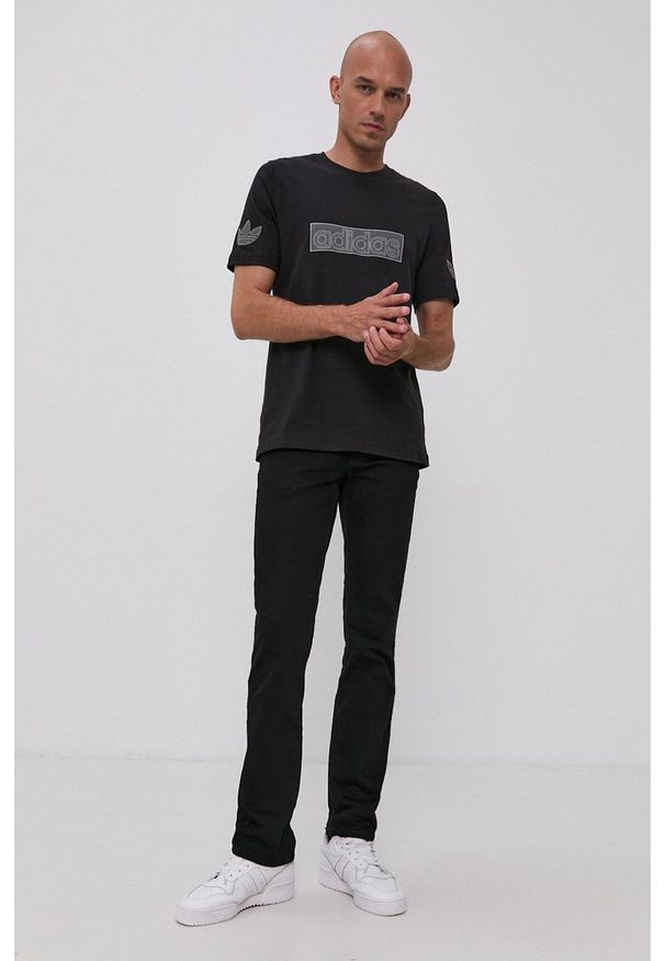 adidas Originals - T-shirt bawełniany. Okazja: na co dzień. Kolor: czarny. Materiał: bawełna. Wzór: nadruk. Styl: casual