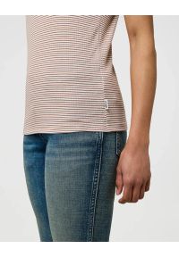 Wrangler - DAMSKA KOSZULKA WRANGLER FEMME KNIT HENLEY COGNAC 112370741. Typ kołnierza: typu henley #5