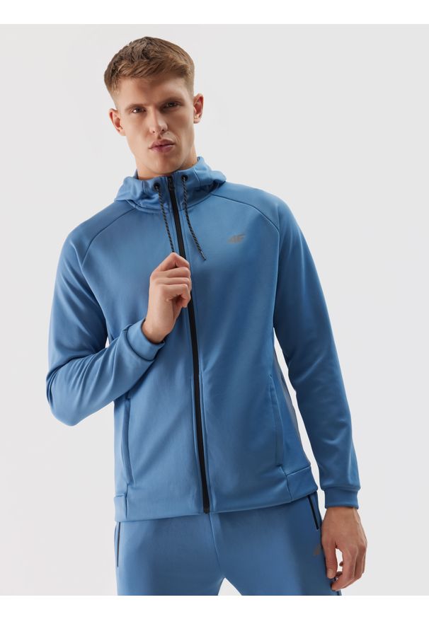 4f - 4F Bluza treningowa rozpinana z kapturem męska - niebieska XL. Typ kołnierza: kaptur. Kolor: niebieski. Materiał: dzianina, elastan, włókno, syntetyk, materiał, skóra. Długość rękawa: raglanowy rękaw. Wzór: gładki, jednolity, ze splotem. Styl: sportowy. Sport: fitness