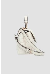 Guess - GUESS Biała damska torebka pikowana Mini. Kolor: biały. Materiał: pikowane. Styl: elegancki #6