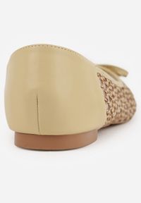 Renee - Ciemnobeżowe Balerinki z Siateczkową Cholewką z Plecionką Zdobione Kokardką Harelaya. Okazja: na spacer. Kolor: beżowy. Materiał: jeans. Szerokość cholewki: normalna. Wzór: aplikacja. Sezon: lato. Obcas: na płaskiej podeszwie. Styl: boho, elegancki #9