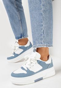 Born2be - Biało-Niebieskie Sneakersy na Platformie z Szerokimi Sznurówkami Ferinal. Wysokość cholewki: przed kostkę. Zapięcie: sznurówki. Kolor: biały. Szerokość cholewki: normalna. Obcas: na platformie #3