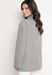 Born2be - Szara Marynarka Dwurzędowa Oversize o Pudełkowym Kroju Cornelita. Okazja: na co dzień, na spotkanie biznesowe. Kolor: szary. Materiał: jeans. Styl: biznesowy, klasyczny, casual #3