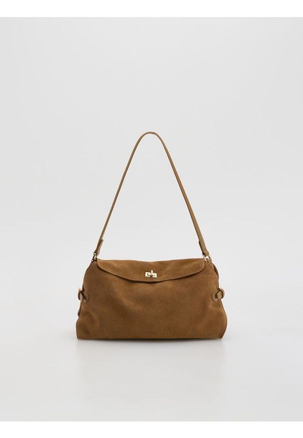 Reserved - Zamszowa torebka na ramię - brązowy. Kolor: brązowy. Materiał: zamszowe. Rodzaj torebki: na ramię